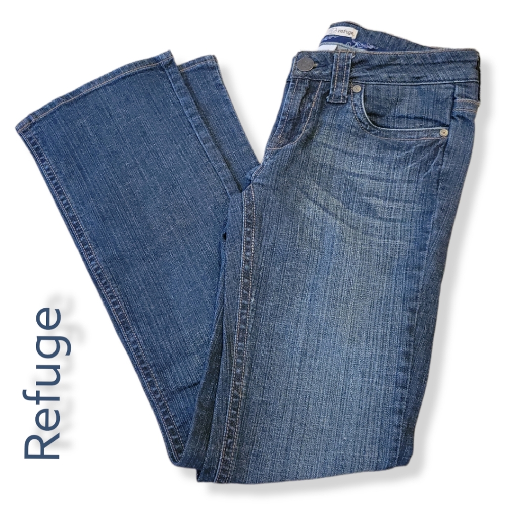 NWOT Refuge Bootcut Jeans - Picture 1 of 5